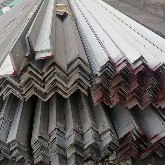 Hot Sale 6# Equal Angle Bars / MS Angle / Angle steel from China